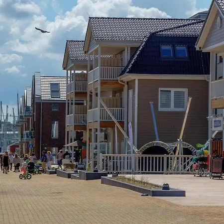 Hotel Houseboat Seahorse Comfortable Vacation Heiligenhafen